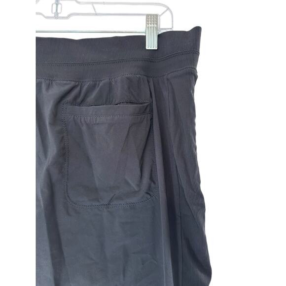 Athleta Brooklyn Mid-Rise Skort Black Mini Pull On Casual Athleisure Size 12 - Picture 6 of 9